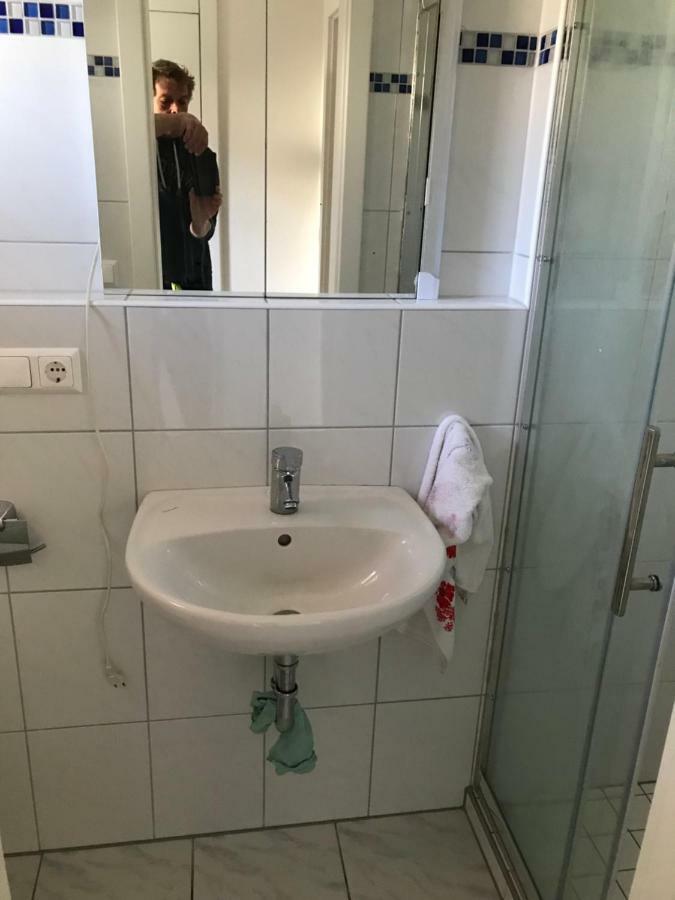 באדן-באדן Gaestezimmer Am Oos Bach מראה חיצוני תמונה